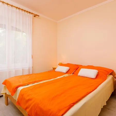 Apartment Lakefront 1 By Interhome